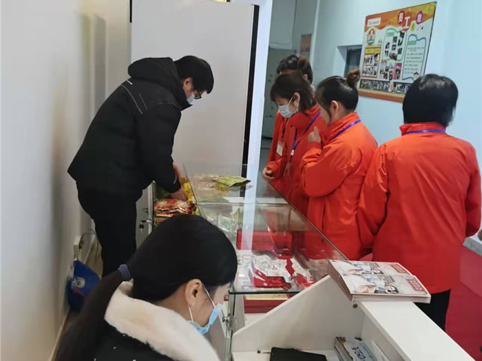 四川中青旅綿陽分社、綿陽市中旅假日旅行社、綿陽自來文化傳播有限公司24H自助售貨服務(wù)盛大開業(yè)